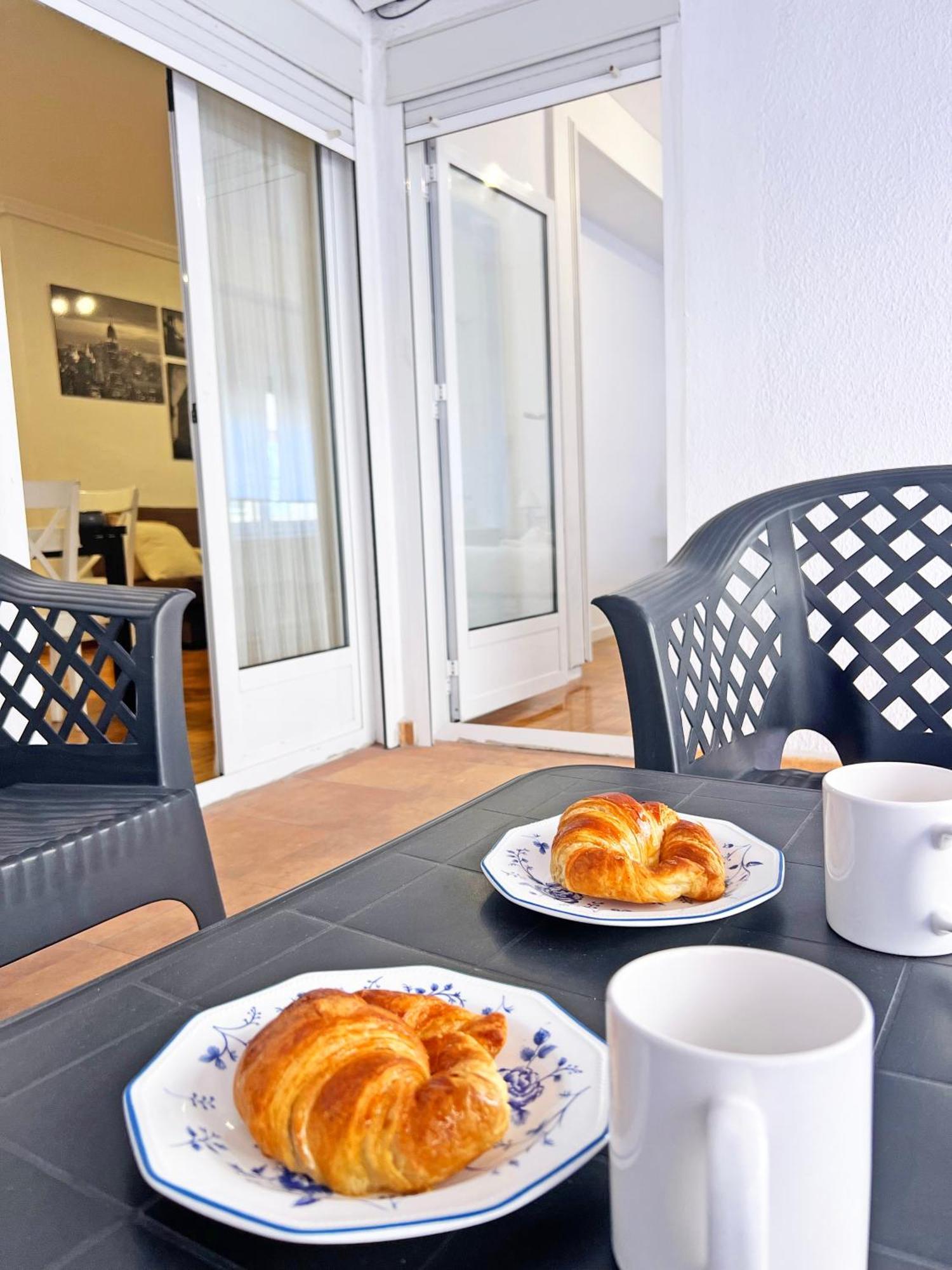 Encantador Muy Centrico Terraza Y Ac Appartement Alicante